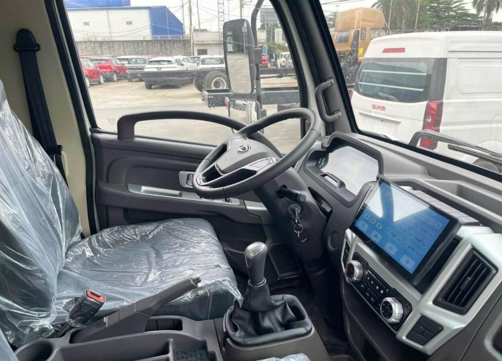 cabin-tera-245sl-plus-8118.jpg