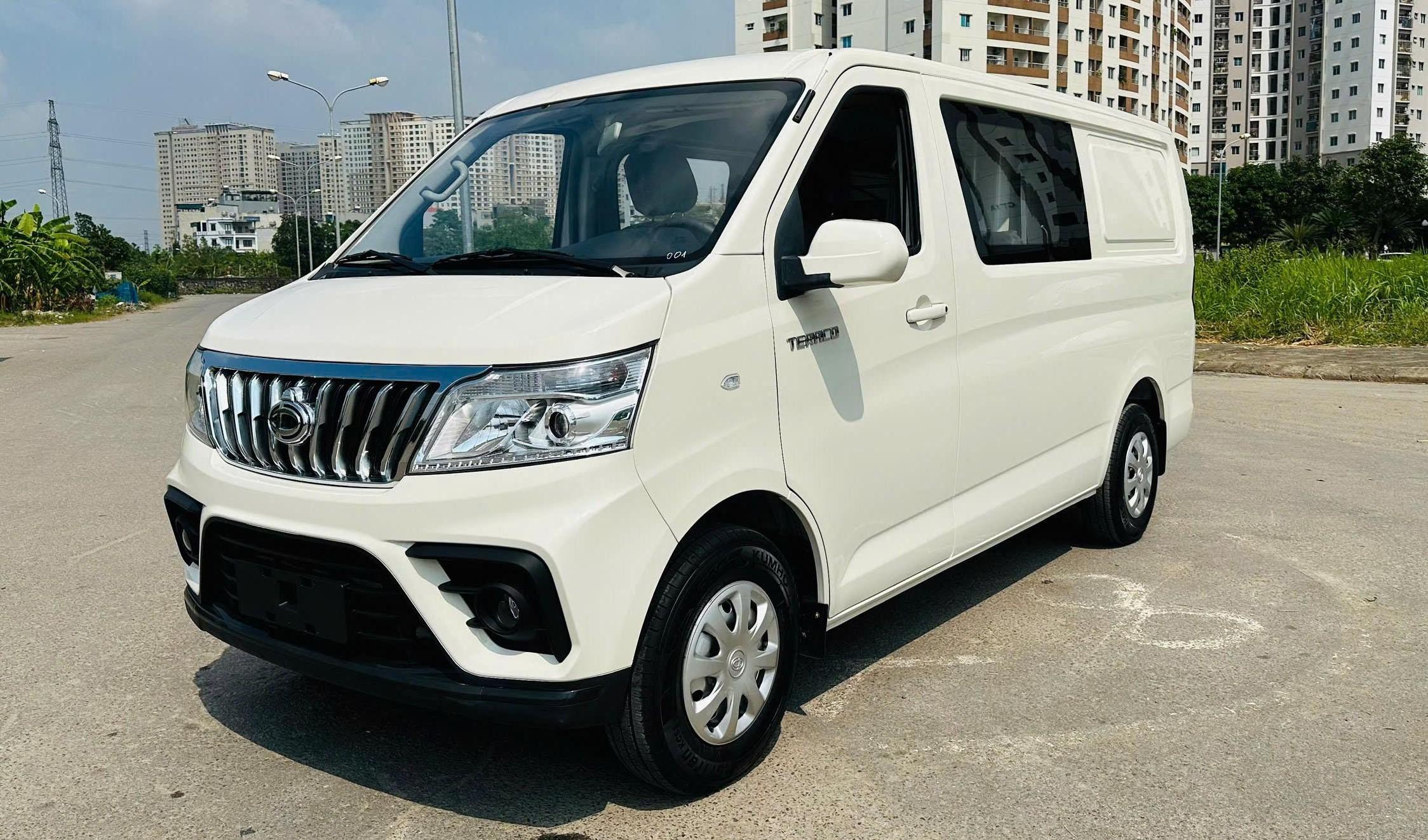xe-tai-van-tera-v8-1.jpg